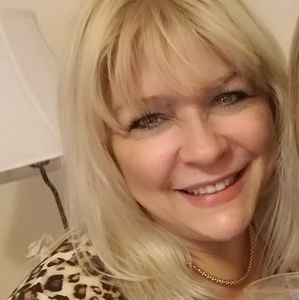 Meet your Posher, Jackeline